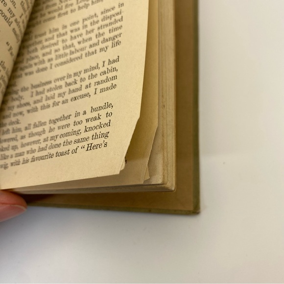 2/$30 | Antique 1915 Hardcover novel Treasure Island - Picture 11 of 15